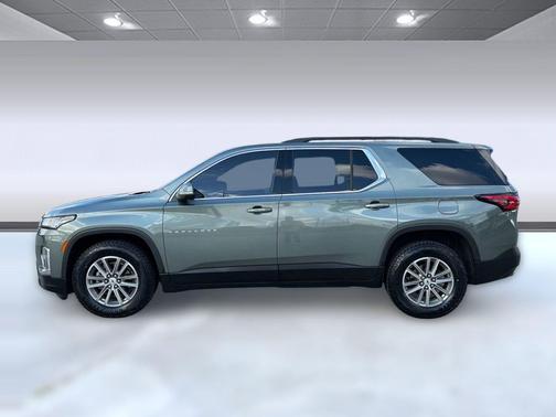 Silver Sage Metallic 2023 Chevrolet Traverse LT Cloth