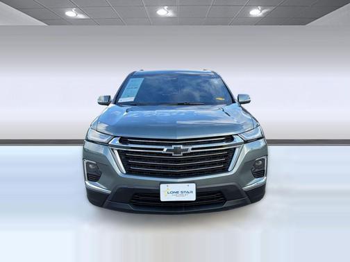Silver Sage Metallic 2023 Chevrolet Traverse LT Cloth