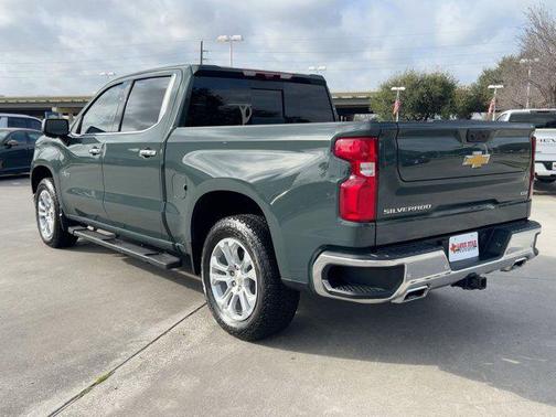 2025 Chevrolet Silverado 1500 LTZ