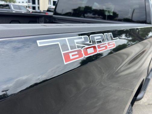 2025 Chevrolet Silverado 1500 Custom Trail Boss