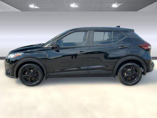 2022 Nissan Kicks S