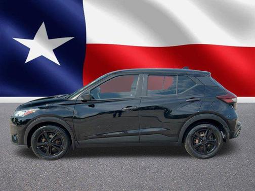 2022 Nissan Kicks S