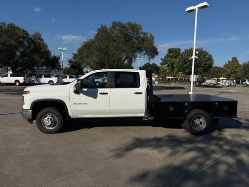 2025 Chevrolet Silverado 3500 WT