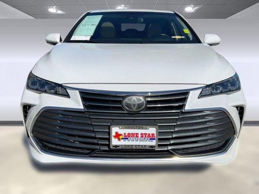 2019 Toyota Avalon XLE