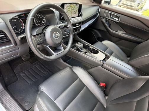Brilliant Silver Metallic 2021 Nissan Rogue SL