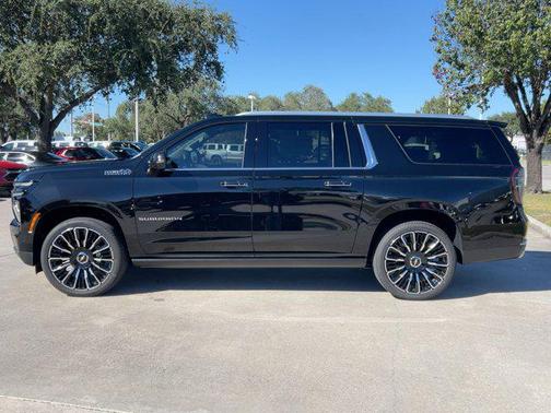 2026 Chevrolet Suburban High Country, 4WD