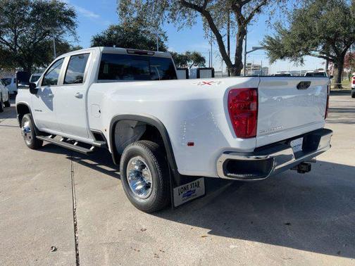 2026 Chevrolet Silverado 3500 LT