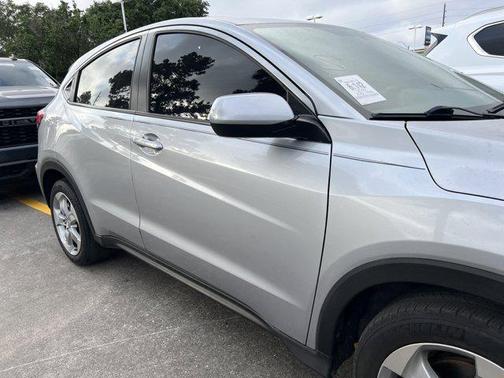 2022 Honda HR-V LX