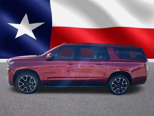2023 Chevrolet Suburban RST