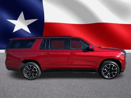 2023 Chevrolet Suburban RST