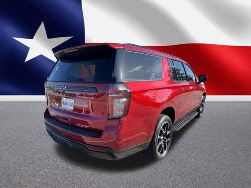 2023 Chevrolet Suburban RST