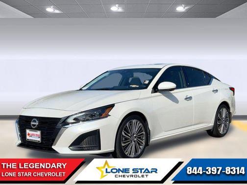 2025 Nissan Altima SL FWD