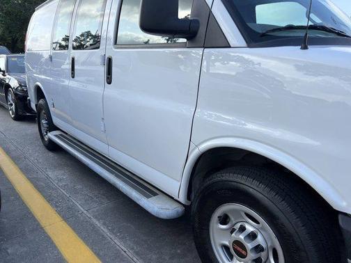 2023 GMC Savana 2500 Work Van