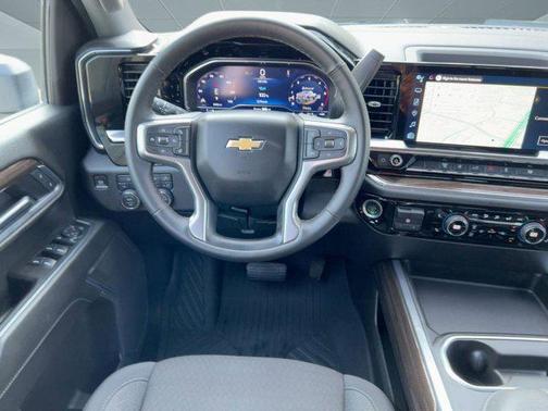 2025 Chevrolet Silverado 3500 LT