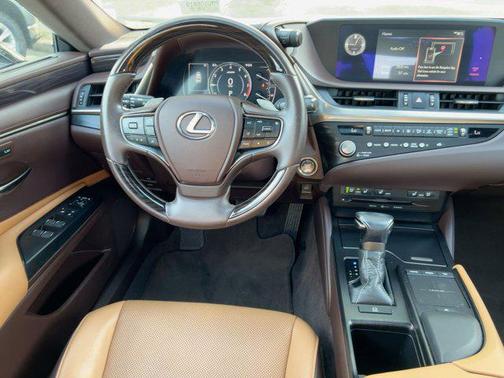 2021 Lexus ES 350 Base
