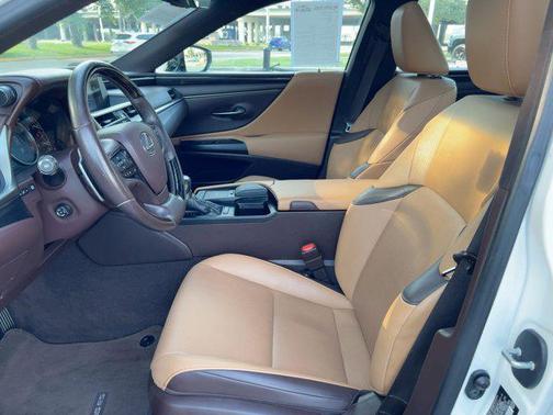 2021 Lexus ES 350 Base