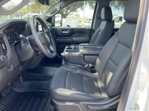 2025 Chevrolet Silverado 3500 WT