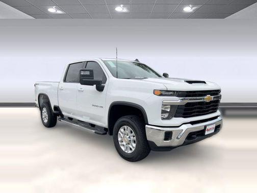 2026 Chevrolet Silverado 3500 LT