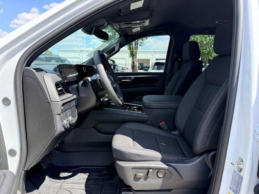 2025 Chevrolet Tahoe LS