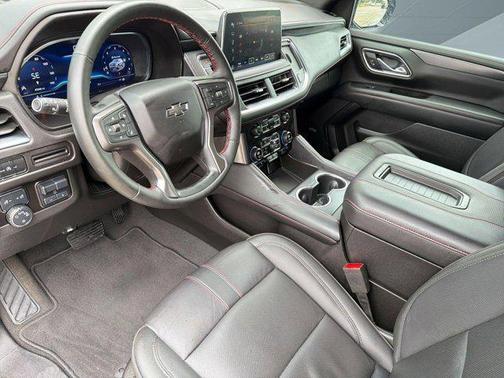 Black 2024 Chevrolet Suburban RST