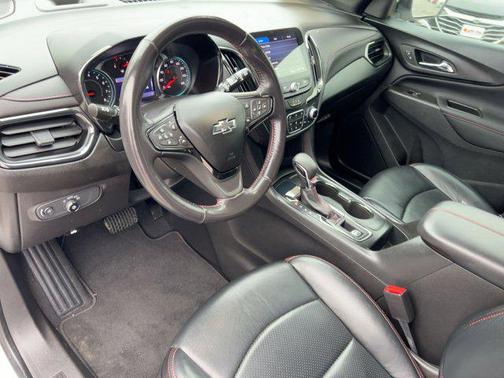 2022 Chevrolet Equinox FWD RS