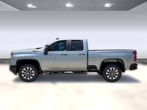 Sterling Gray Metallic 2026 Chevrolet Silverado 2500 Custom