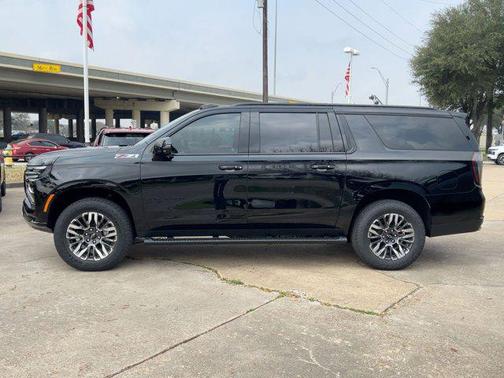 2026 Chevrolet Suburban Z71, 4WD