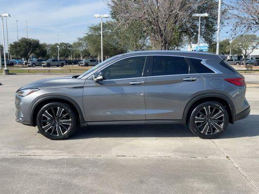 2021 INFINITI QX50 LUXE