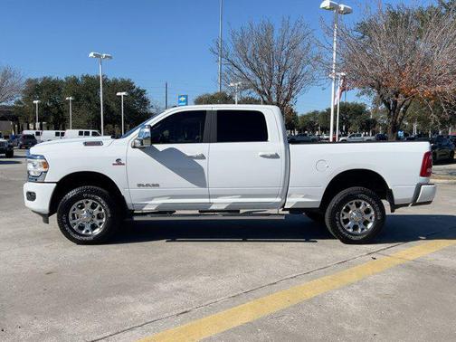 2024 RAM 2500 Laramie Crew Cab 4x4 6'4' Box