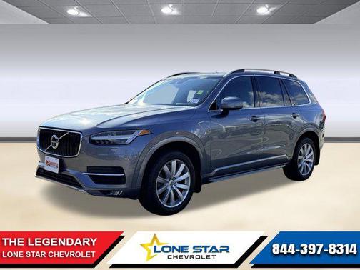 2016 Volvo XC90 T6 Momentum