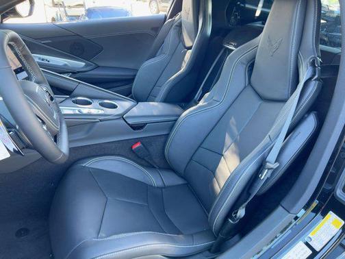 2026 Chevrolet Corvette Stingray w/1LT