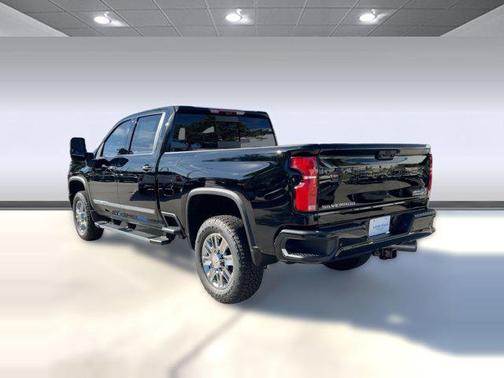 2026 Chevrolet Silverado 2500 High Country