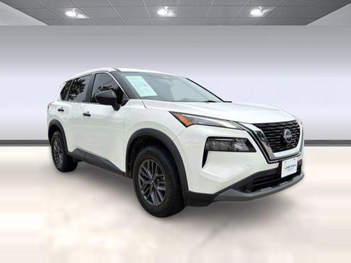 Glacier White 2022 Nissan Rogue S