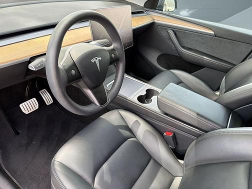 Stealth Grey 2025 Tesla Model Y Performance Dual Motor All-Wheel Drive