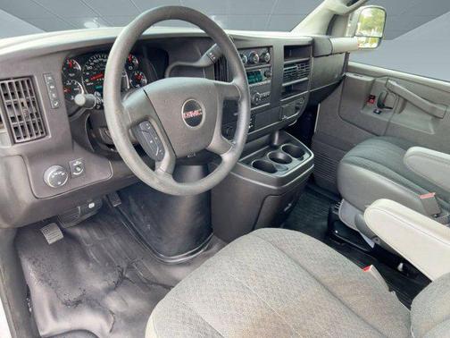 2024 GMC Savana 2500 Work Van