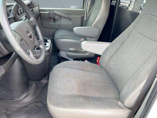 2024 GMC Savana 2500 Work Van