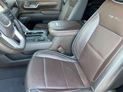 2024 GMC Sierra 2500 Denali