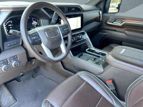 2024 GMC Sierra 2500 Denali