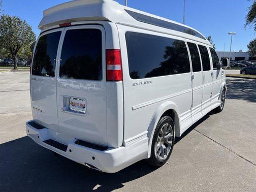 2024 Chevrolet Express 2500 RWD 2500 Extended Wheelbase WT