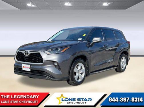 2022 Toyota Highlander LE