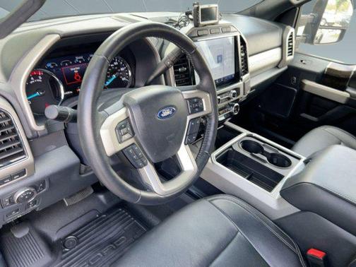 2022 Ford F-450 Lariat