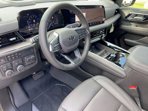 2026 Chevrolet Suburban Z71, 4WD