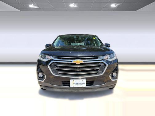 Mosaic Black Metallic 2020 Chevrolet Traverse LT Cloth