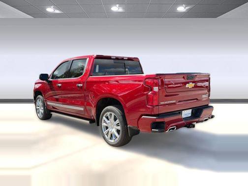 Radiant Red Tintcoat 2026 Chevrolet Silverado 1500 High Country