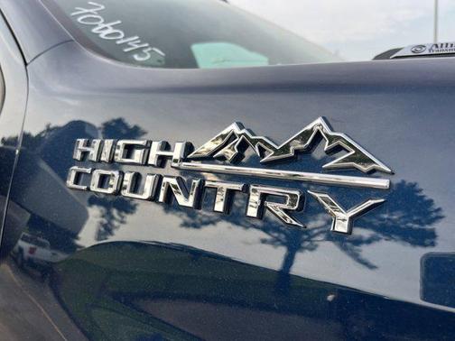 2022 Chevrolet Silverado 2500 High Country