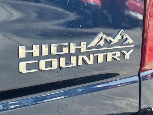 2022 Chevrolet Silverado 2500 High Country