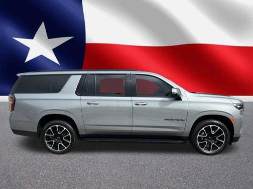 2023 Chevrolet Suburban RST