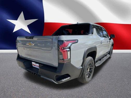 2025 Chevrolet Silverado EV LT