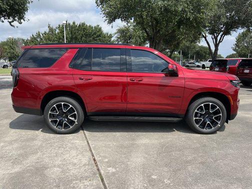 2025 Chevrolet Tahoe 4WD RST