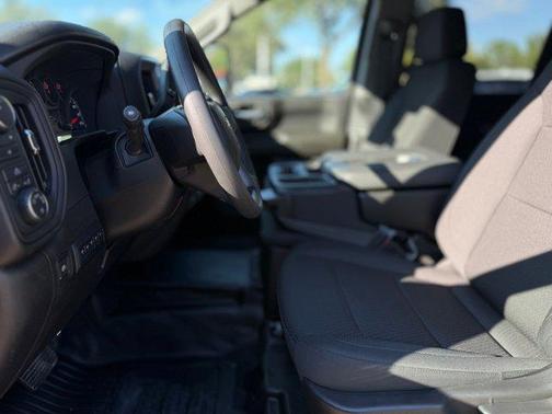 2025 Chevrolet Silverado 3500 WT